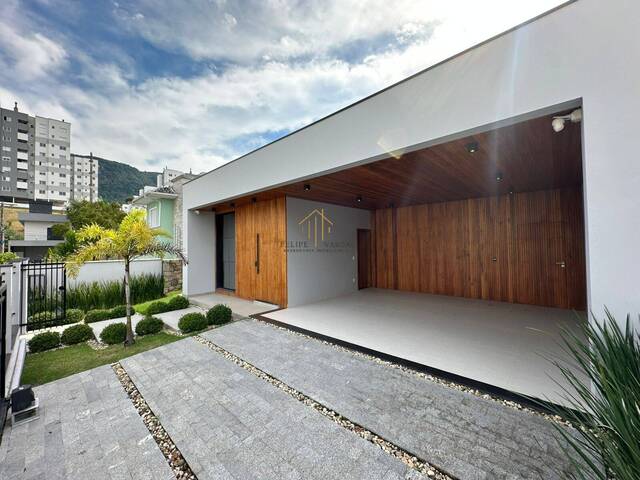 #415 - Casa para Venda em Palhoça - SC - 2