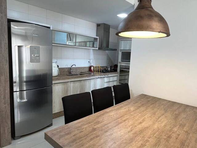 Apartamento para Venda em Palhoça - 5