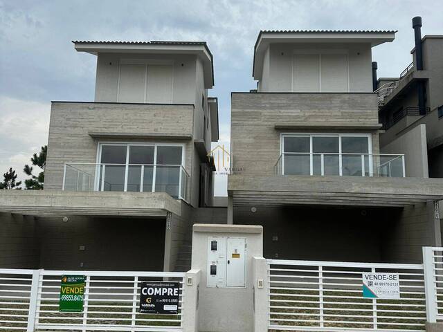 #437 - Casa para Venda em Garopaba - SC