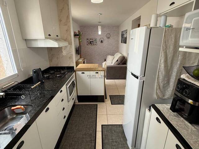 Apartamento para Venda em Palhoça - 4