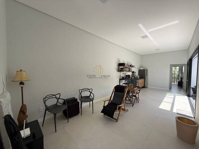 Casa para Venda em Biguaçu - 5