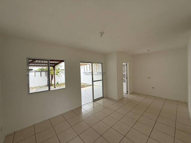 #454 - Casa em condomínio para Venda em Palhoça - SC