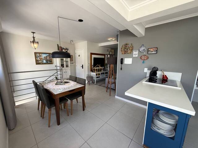 Apartamento para Venda em Palhoça - 2