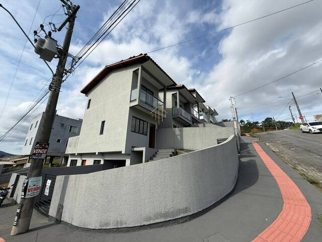 #486 - Sobrado para Venda em Palhoça - SC