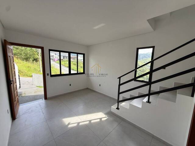 Sobrado para Venda em Palhoça - 4