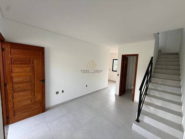 #487 - Sobrado para Venda em Palhoça - SC