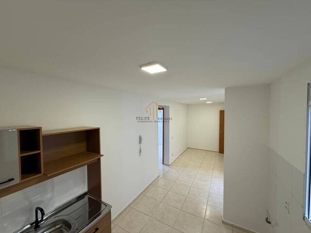 Apartamento para Venda em Palhoça - 3